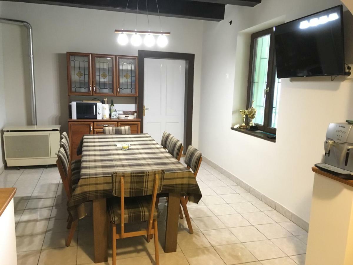Vadaszhaz Hotel Egyhazasradoc Екстериор снимка