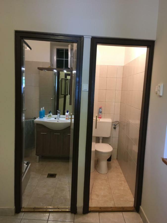 Vadaszhaz Hotel Egyhazasradoc Екстериор снимка